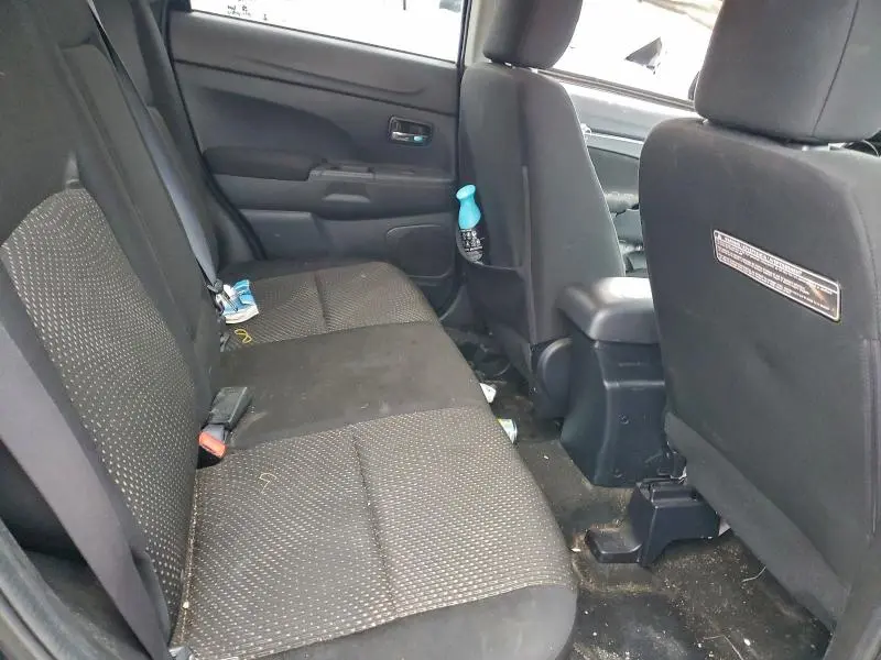 2016 MITSUBISHI OUTLANDER SPORT ES  