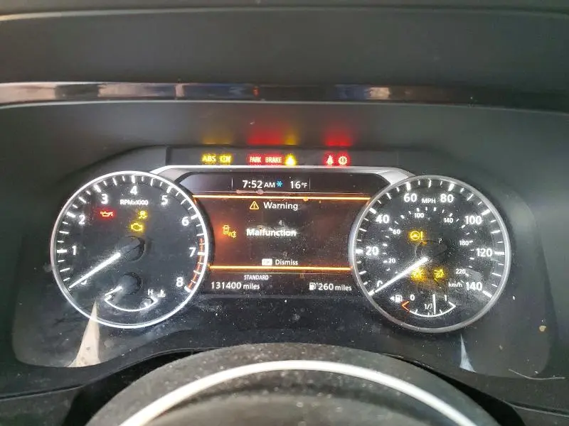 2022 NISSAN PATHFINDER SV  