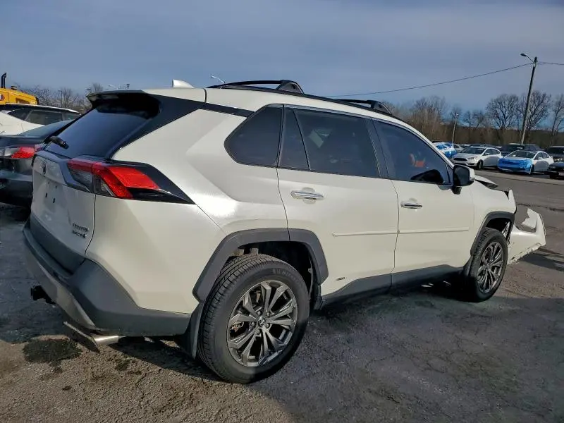 2022 TOYOTA RAV4 LIMITED  