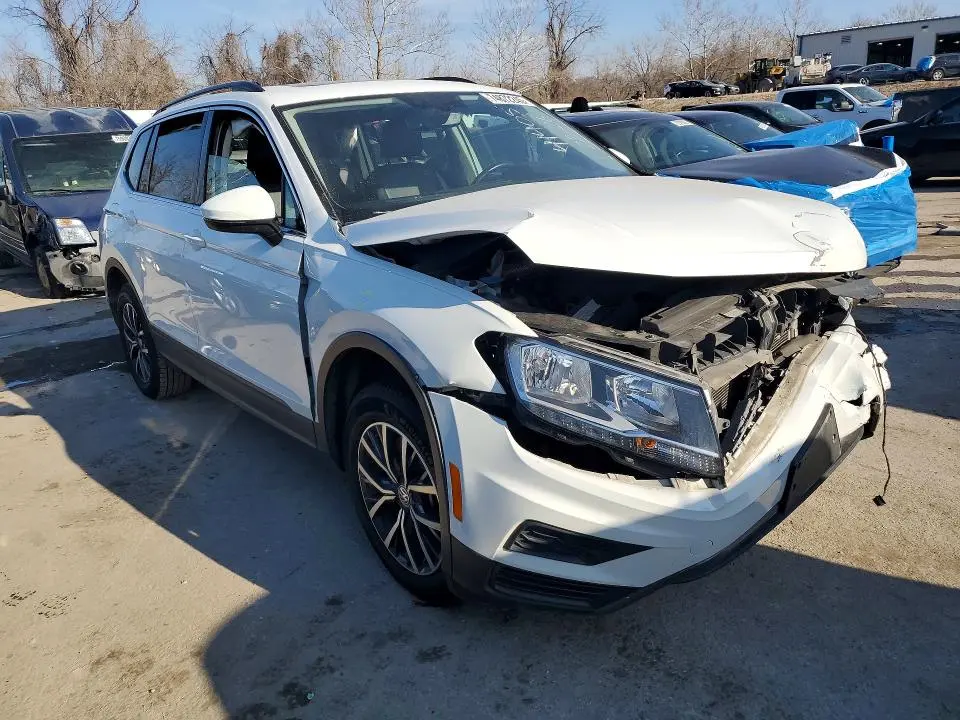 2019 VOLKSWAGEN TIGUAN SE  