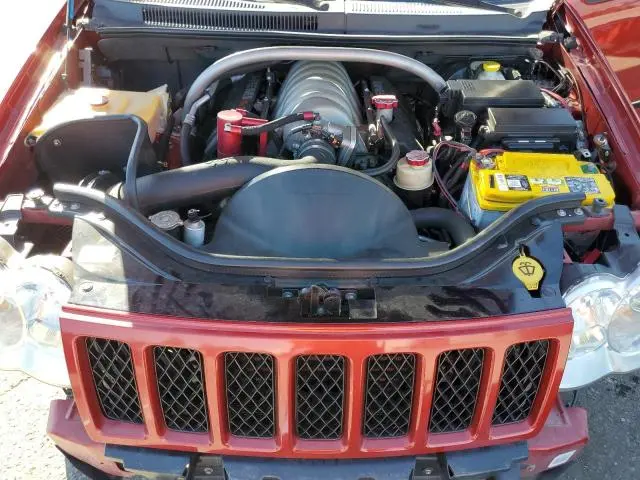 2010 JEEP GRAND CHEROKEE SRT-8  