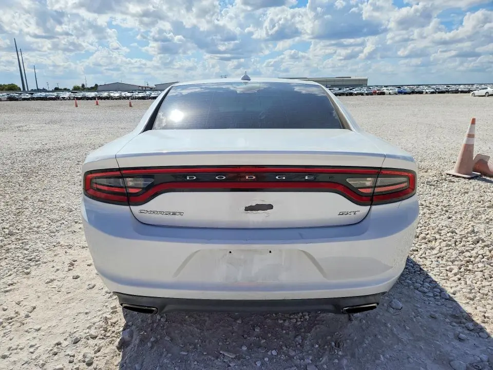 2015 DODGE CHARGER SXT  