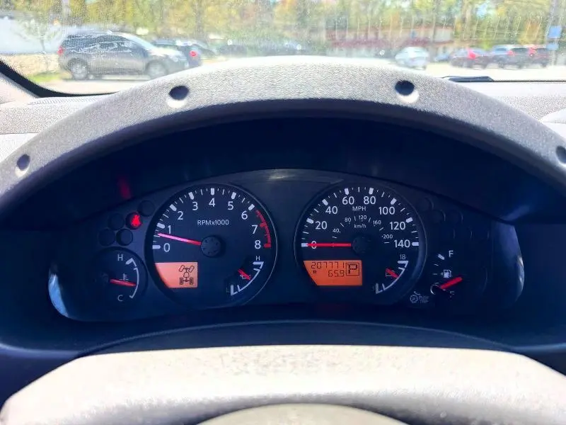 2013 NISSAN FRONTIER SV V6  