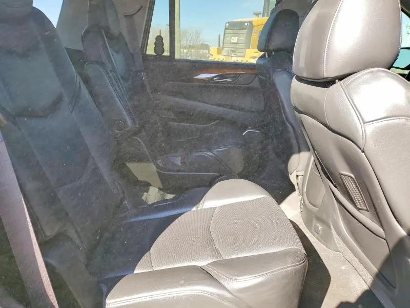 2015 CADILLAC ESCALADE LUXURY  