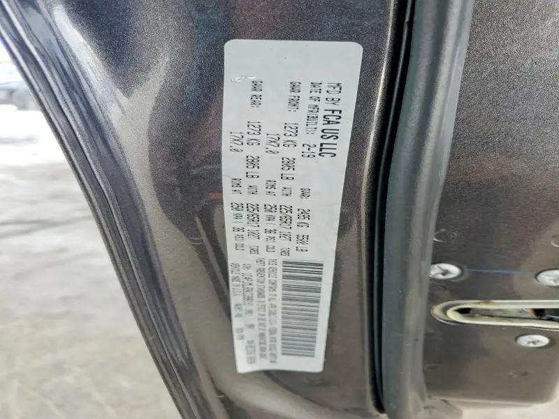 2019 JEEP CHEROKEE LATITUDE PLUS  