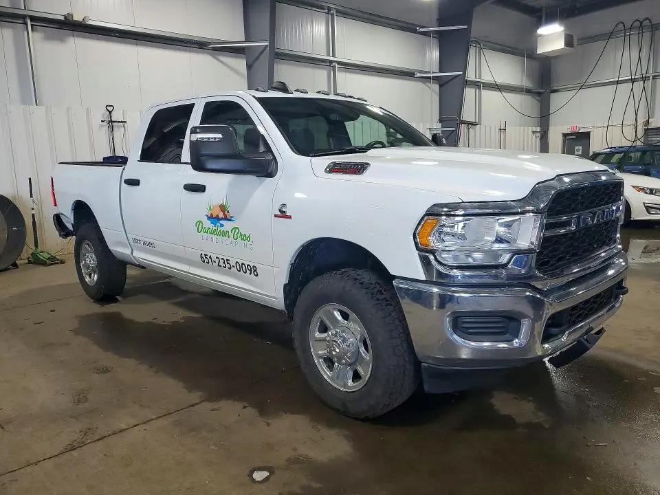 2024 RAM 3500 TRADESMAN  
