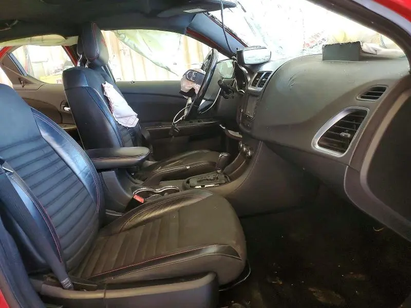 2013 DODGE AVENGER R  