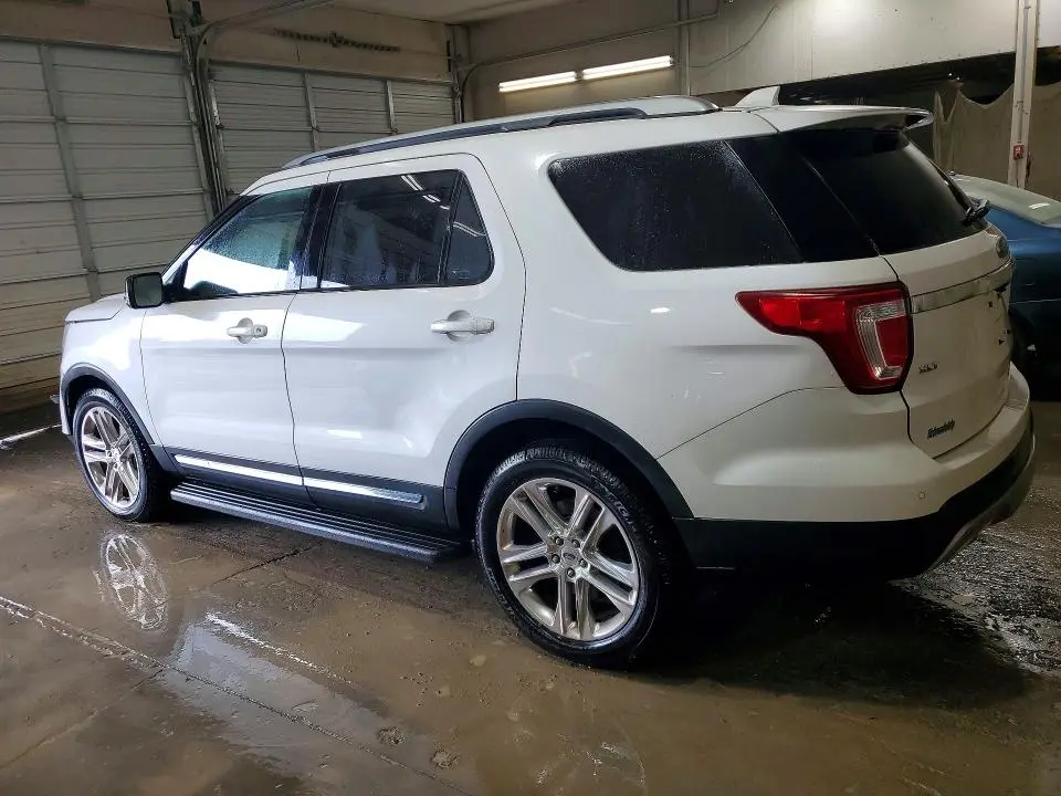 2017 FORD EXPLORER XLT  