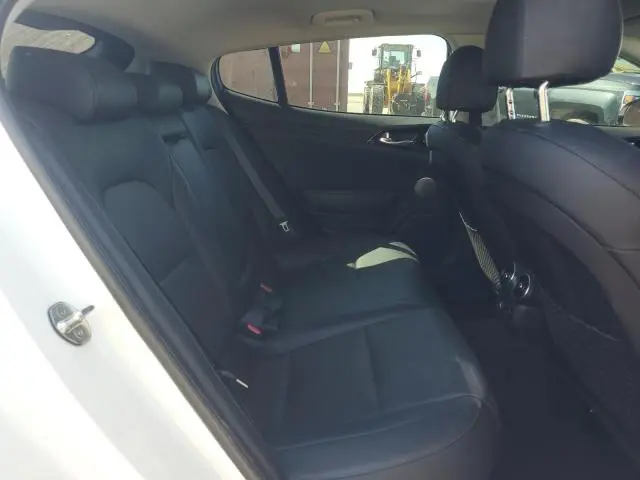 2018 KIA STINGER PREMIUM  