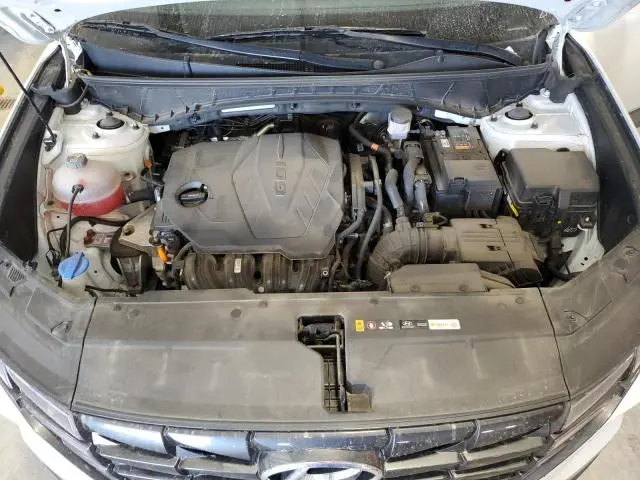 2022 HYUNDAI TUCSON SE  