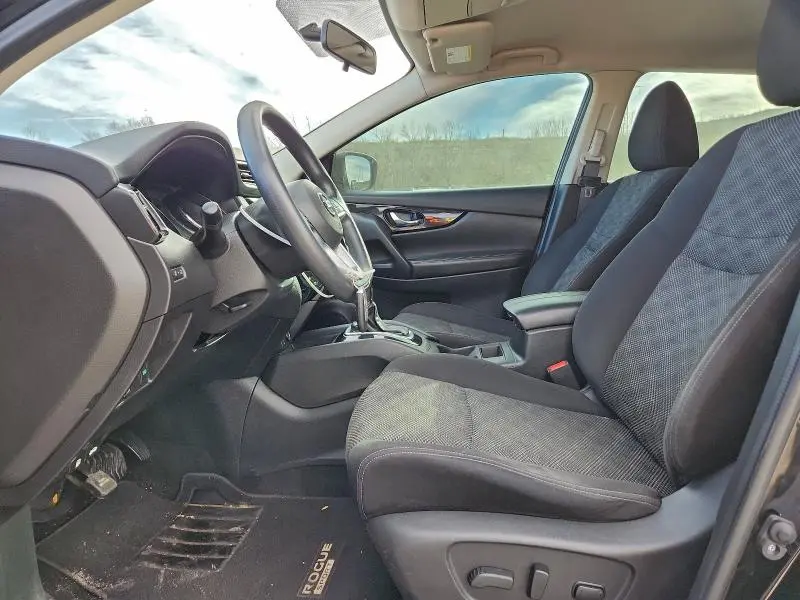 2017 NISSAN ROGUE SPORT S  