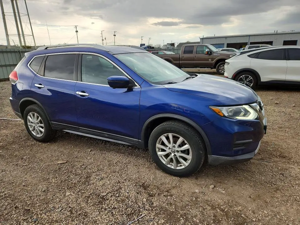 2017 NISSAN ROGUE SV  