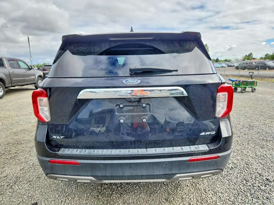 2022 FORD EXPLORER XLT  