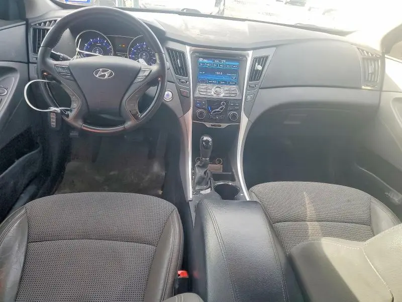 2013 HYUNDAI SONATA SE  