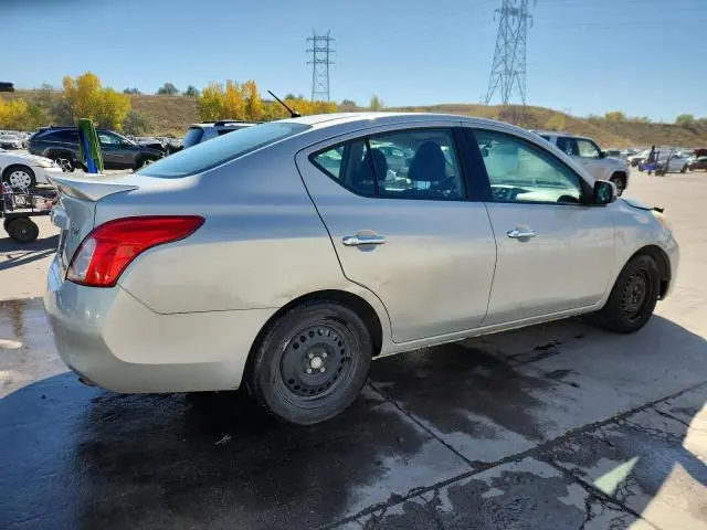 2014 NISSAN VERSA S  