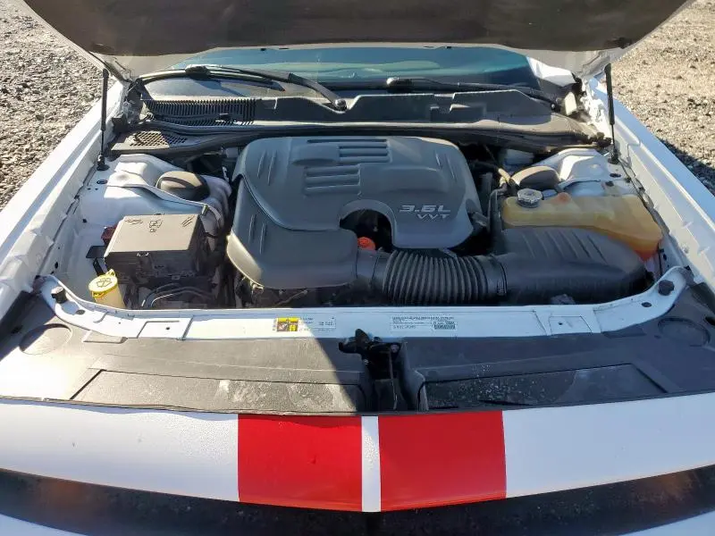 2015 DODGE CHALLENGER SXT  