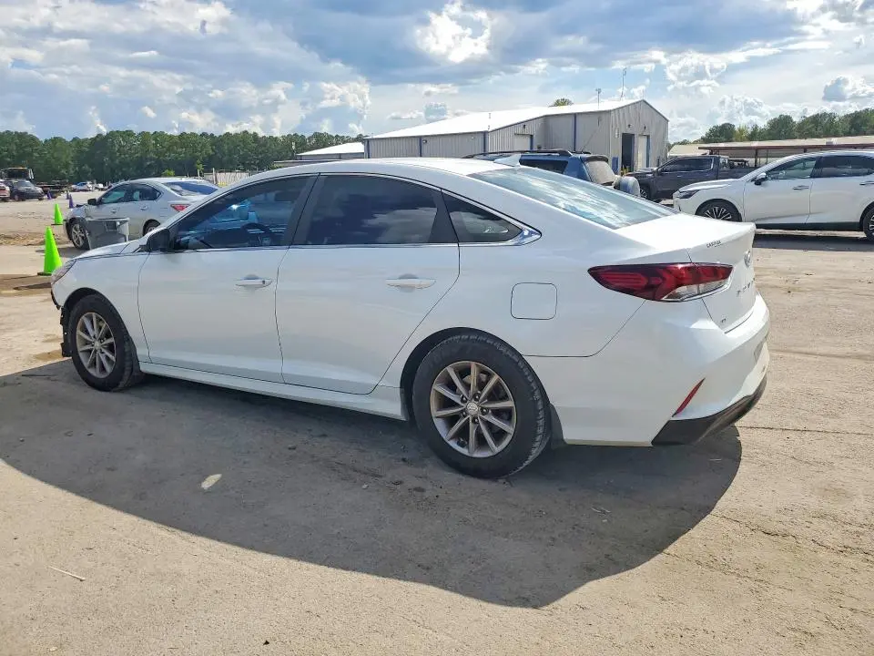 2019 HYUNDAI SONATA SE  