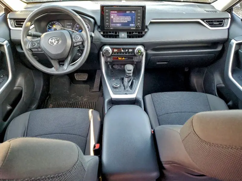 2021 TOYOTA RAV4 LE  
