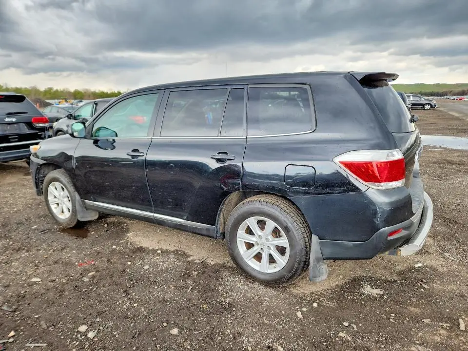 2013 TOYOTA HIGHLANDER BASE  