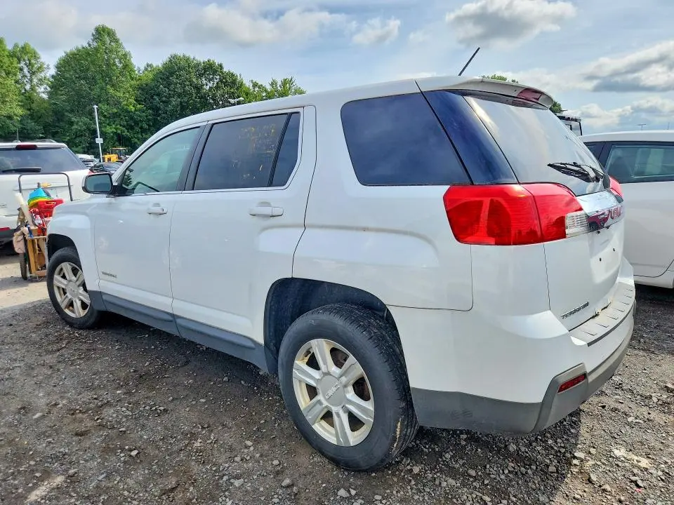 2015 GMC TERRAIN SLE  