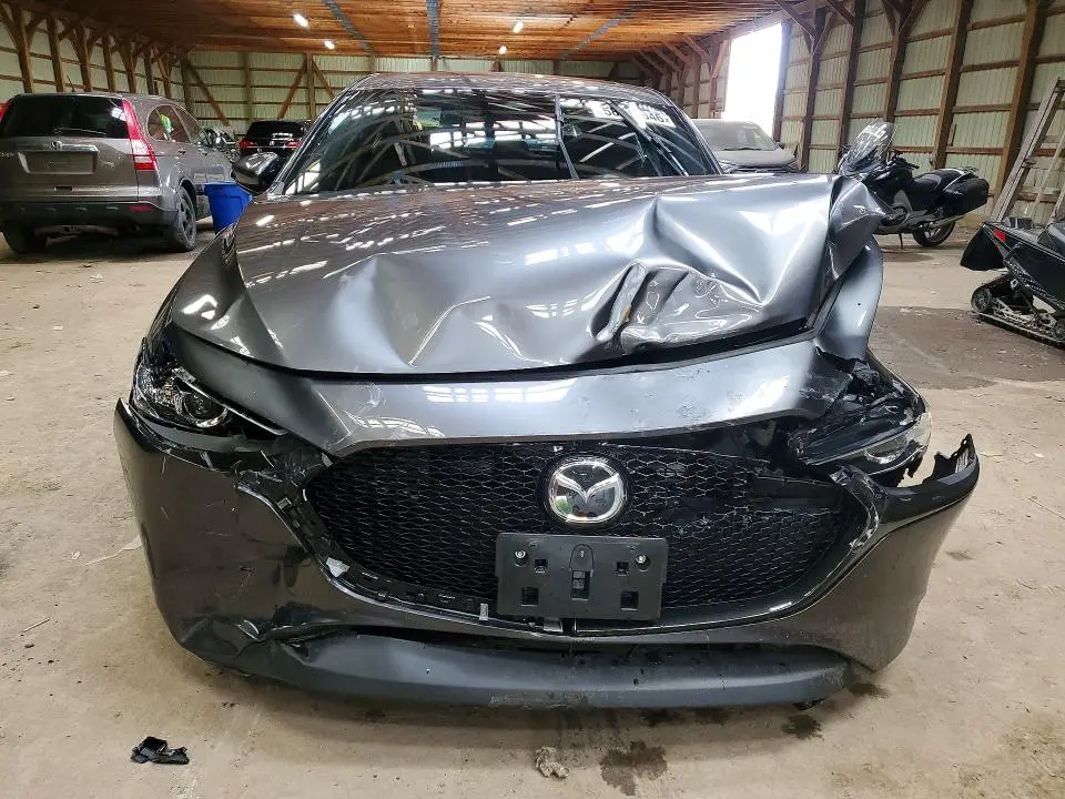 2025 MAZDA 3 PREFERRED  