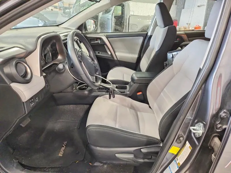 2016 TOYOTA RAV4 HV XLE  