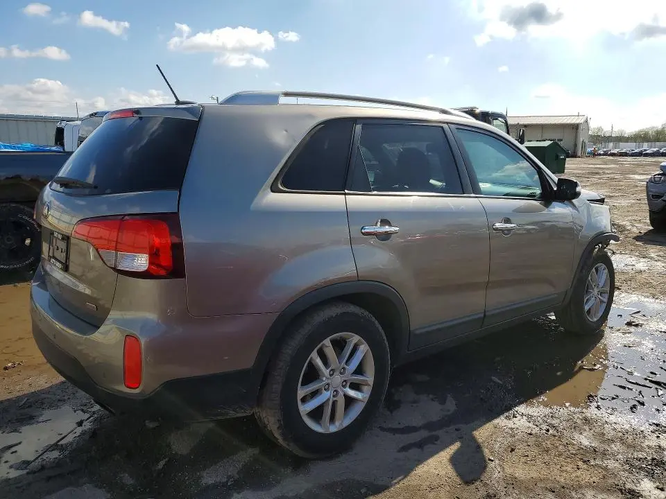 2014 KIA SORENTO LX  