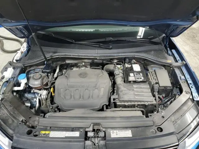 2018 VOLKSWAGEN TIGUAN SE  