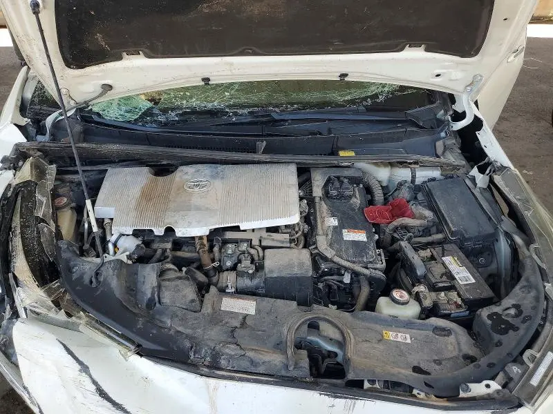 2017 TOYOTA PRIUS FOUR TOURING  