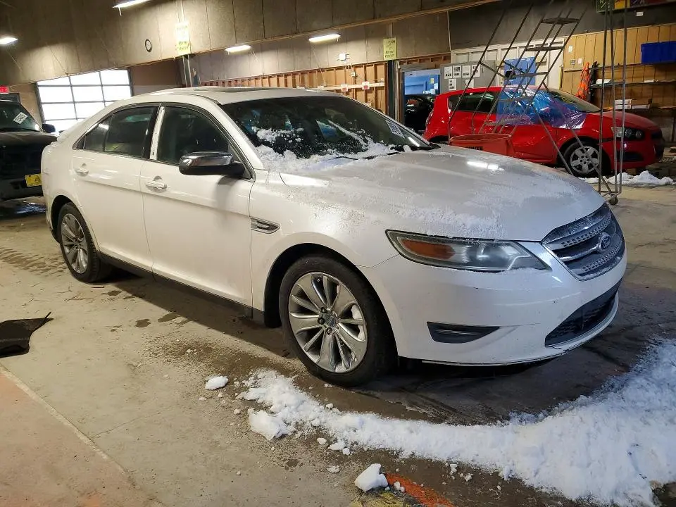 2011 FORD TAURUS LIMITED  