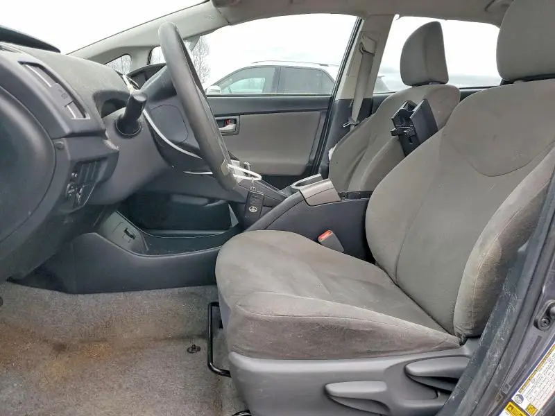 2015 TOYOTA PRIUS TWO  