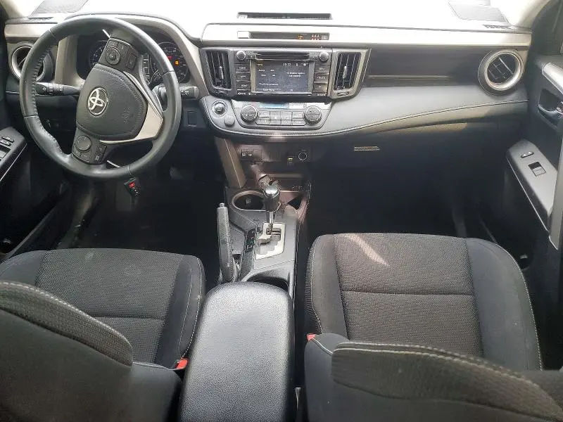 2017 TOYOTA RAV4 XLE  