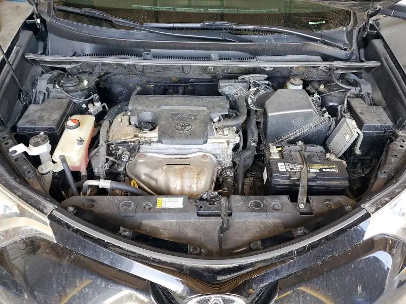 2016 TOYOTA RAV4 SE  