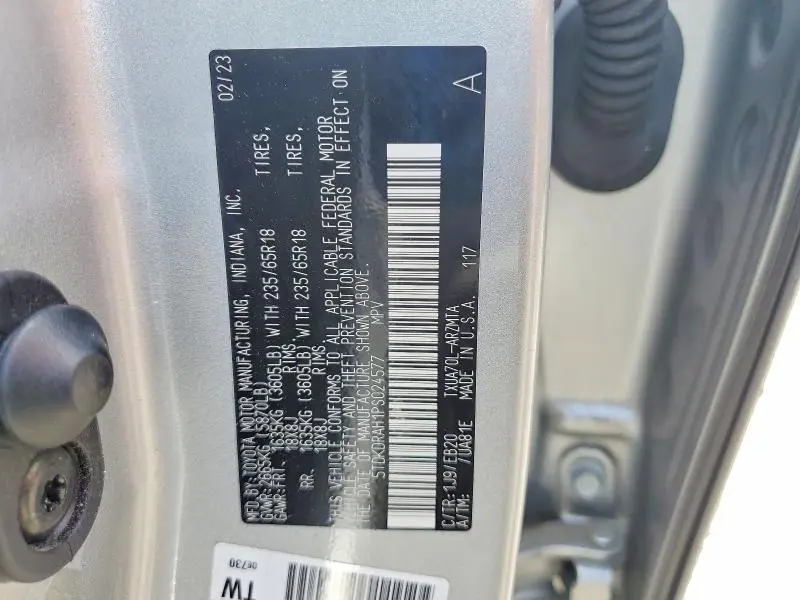 2023 TOYOTA HIGHLANDER XLE  