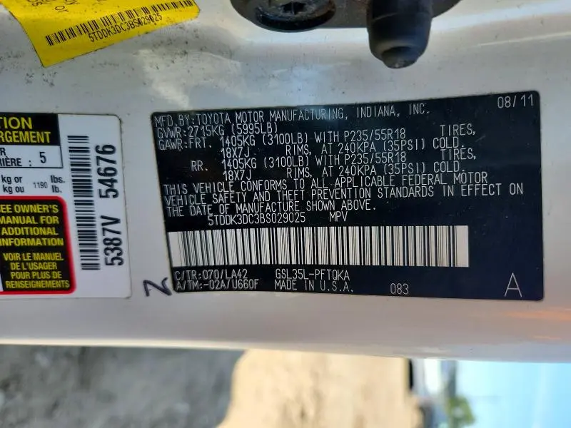 2011 TOYOTA SIENNA LIMITED 7-PASSENGER  
