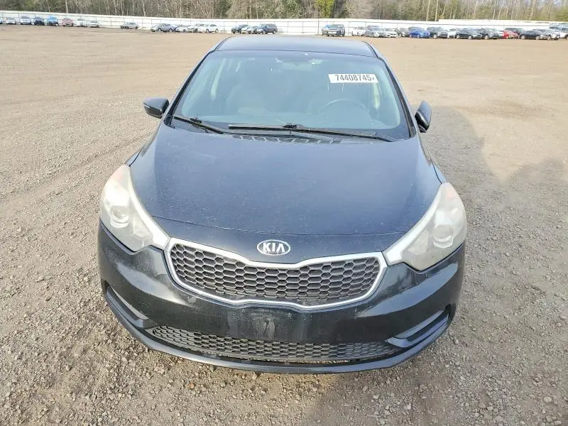 2016 KIA FORTE LX  