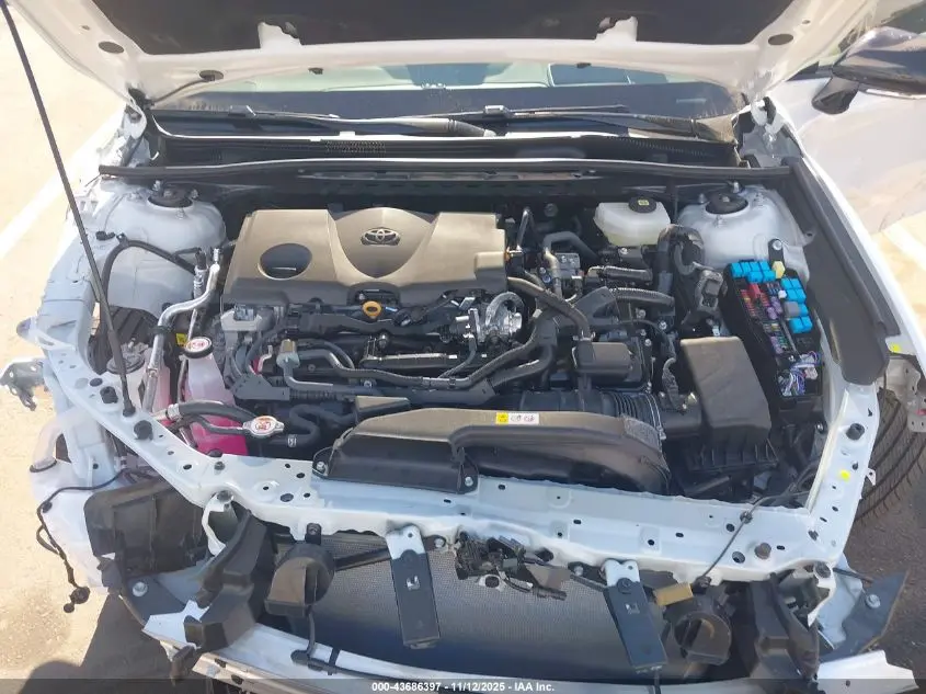 2025 TOYOTA CAMRY XSE