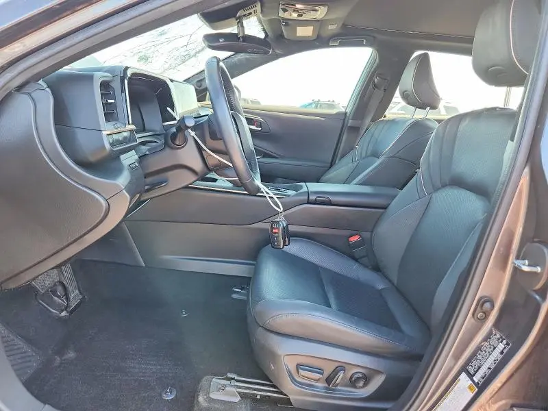 2023 TOYOTA CROWN LIMITED  