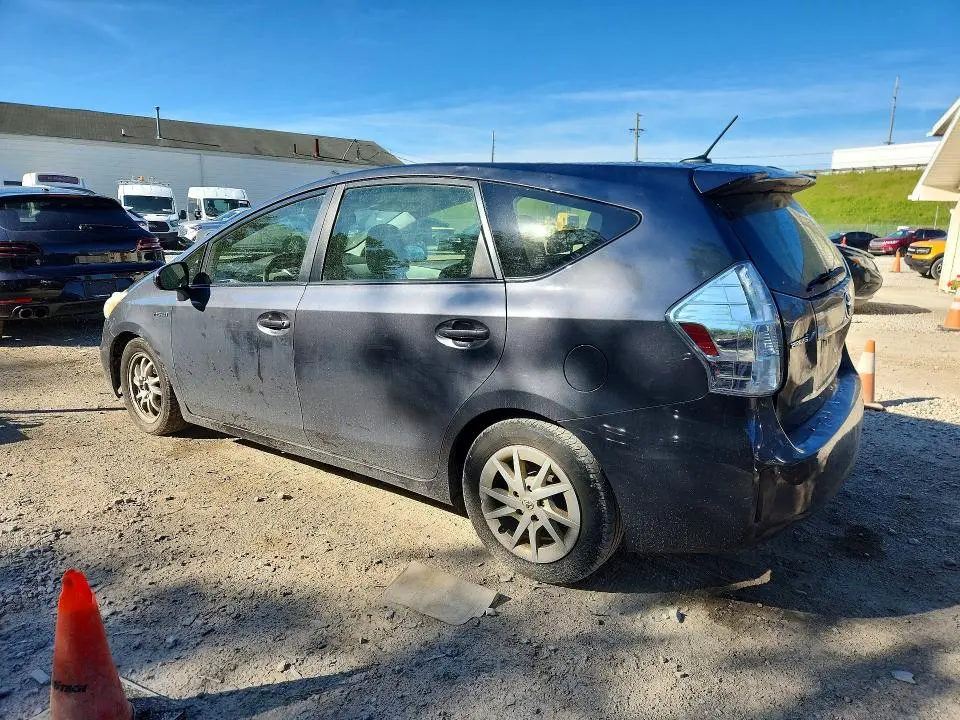 2013 TOYOTA PRIUS V THREE  