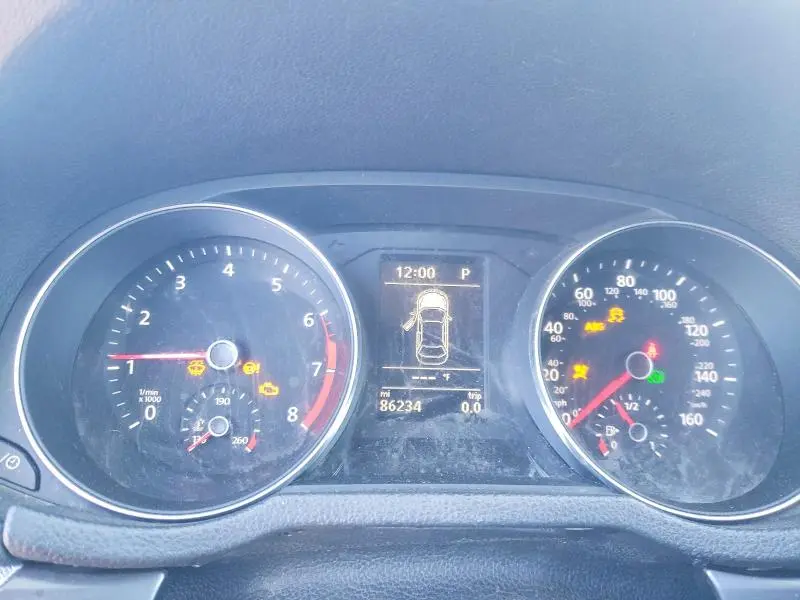 2018 VOLKSWAGEN PASSAT S  