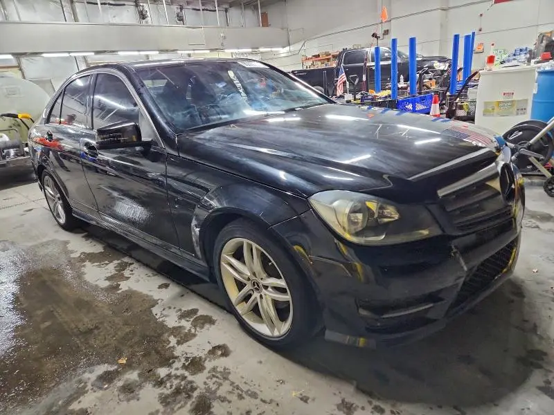 2013 MERCEDES-BENZ C 250  