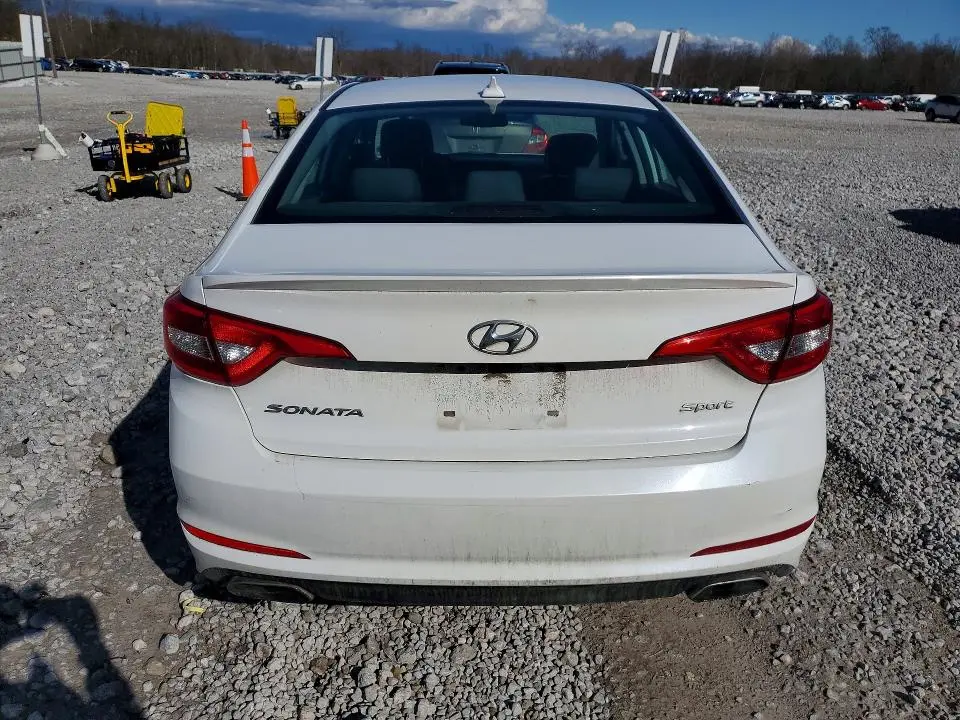 2016 HYUNDAI SONATA SPORT  