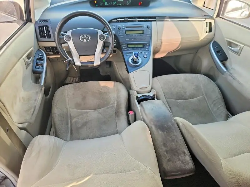 2010 TOYOTA PRIUS II  