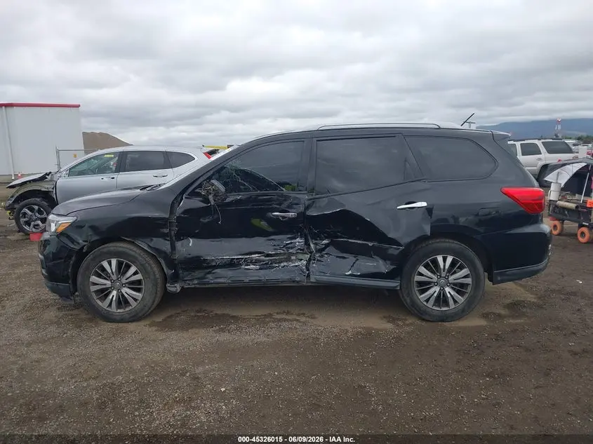 2018 NISSAN PATHFINDER SV