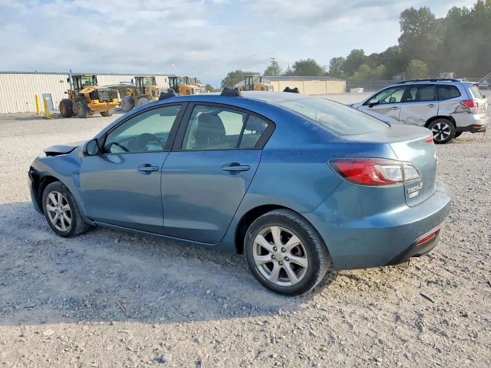 2010 MAZDA 3 I  