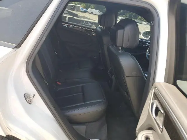 2018 PORSCHE MACAN S