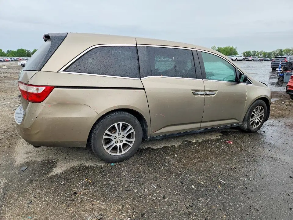 2011 HONDA ODYSSEY EX  