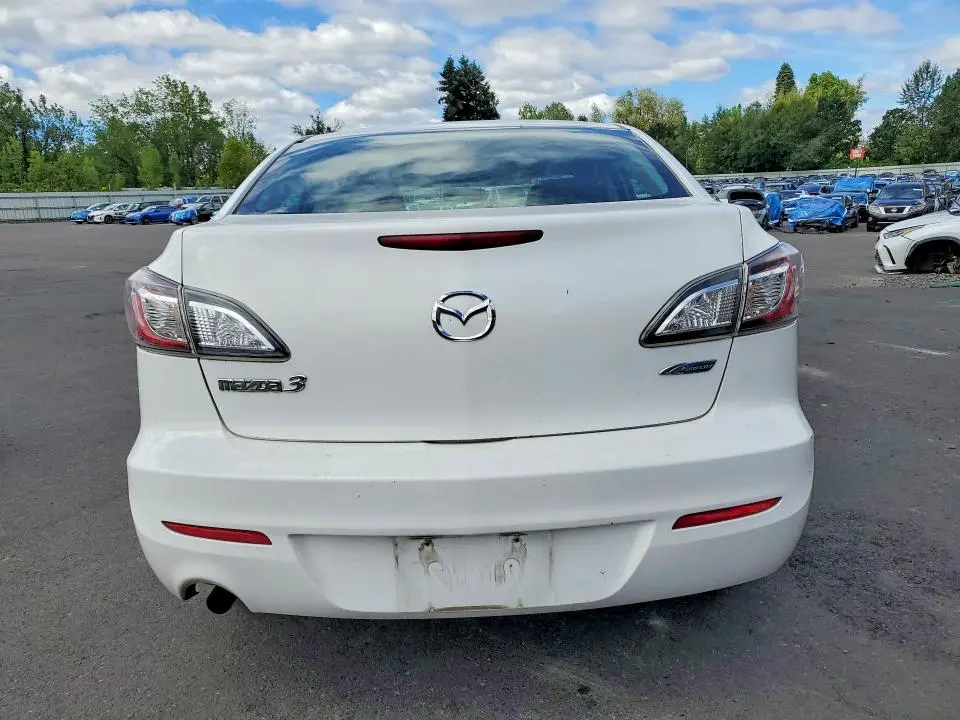 2013 MAZDA 3 I  