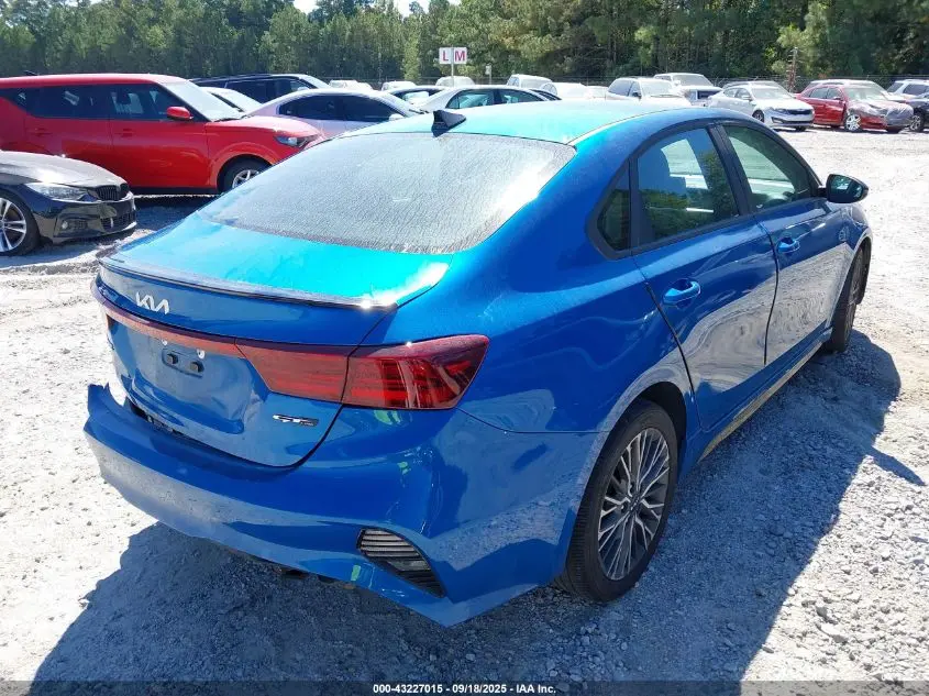 2023 KIA FORTE GT-LINE