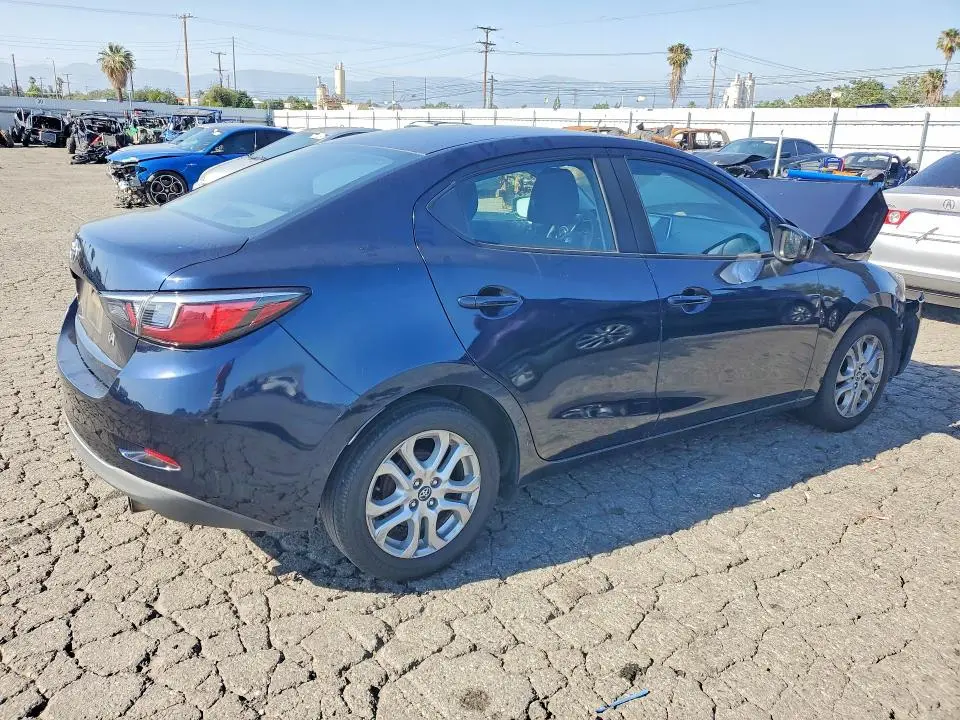 2018 TOYOTA YARIS IA BASE  